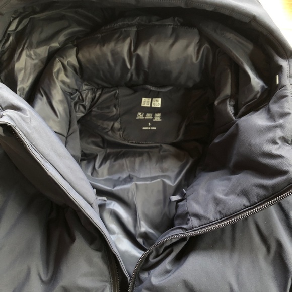 Uniqlo men’s puffer jacket - Picture 5 of 5